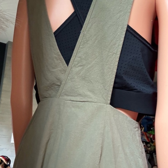 Sienna Sky Green‎ Jumpsuit Modern Safari Style - Picture 4 of 6